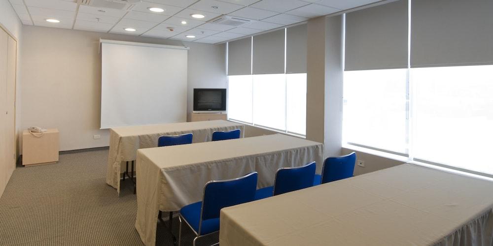 City Express By Marriott Suites Toluca Exterior foto