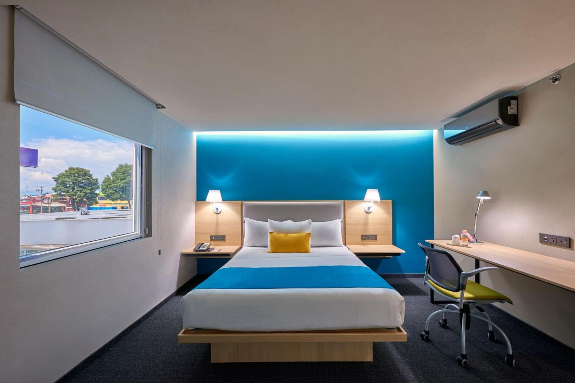 City Express By Marriott Suites Toluca Exterior foto
